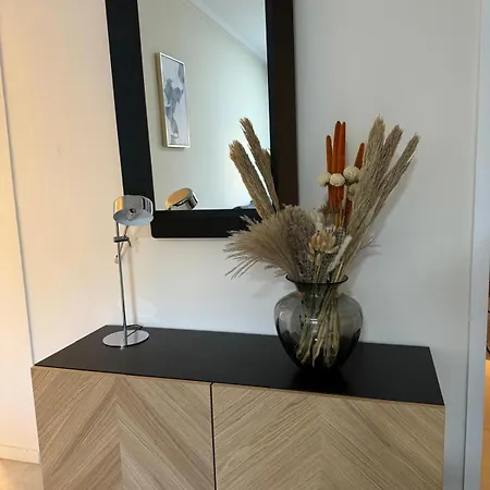 Moderne In Zollstock Апартаменты *