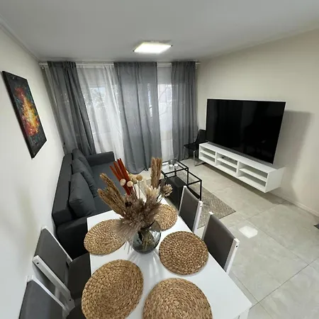 Moderne In Zollstock *